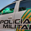 Mãe e filha sofrem queimaduras após homem jogar gasolina e atear fogo