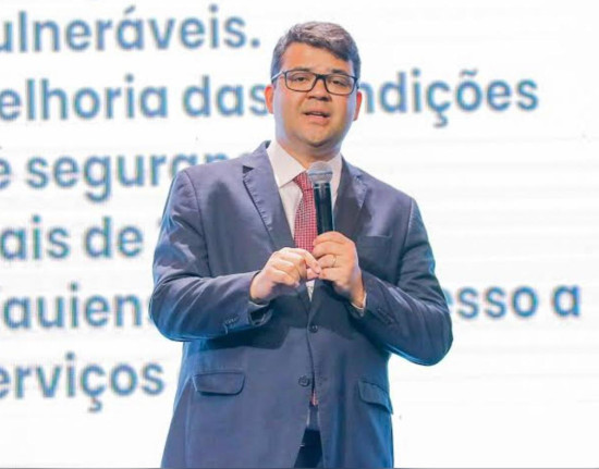 O Ministro Chico Lucas