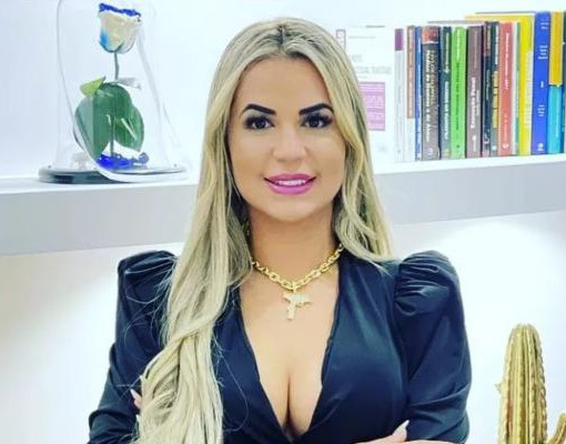 Deolane Bezerra é indiciada em investigação sobre esquema ligado ao PCC