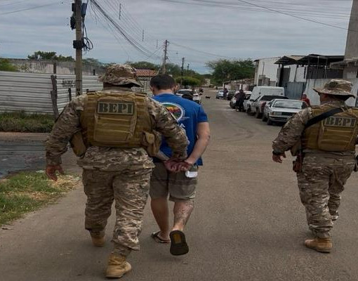 Homem procurado por tráfico de drogas é preso em Picos pela PM