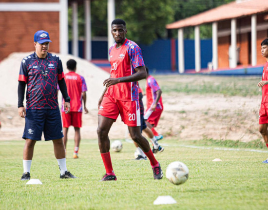 Piauí Esporte Clube encerra preparação e embarca para decisão na Copa do Brasil