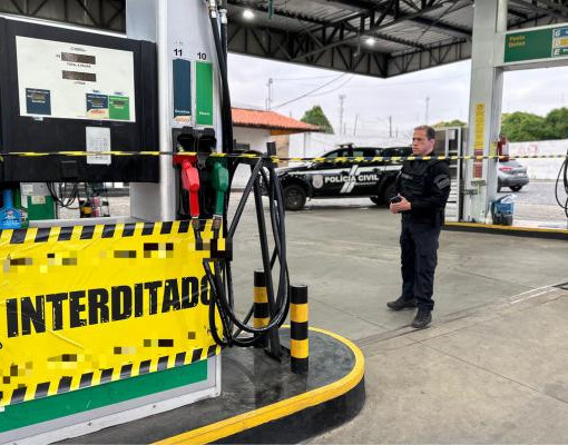 Polícia analisa celulares para identificar novos suspeitos de fraude em postos