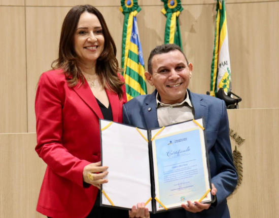 “Tem o nosso aval e apoio”, afirma Rejane Dias sobre candidatura de Mauro Eduardo