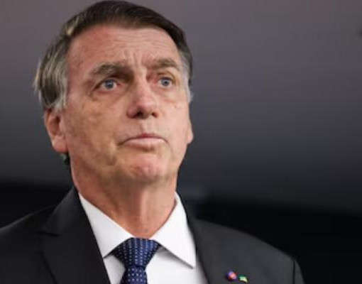 Bolsonaro começa a pagar pena de 27 anos e pode ficar preso até os 97