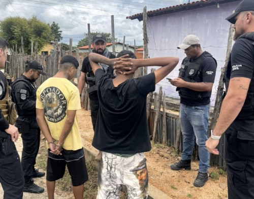 Dois homens são presos por roubo e estupro e adolescente é apreendido por homicídio em Floriano