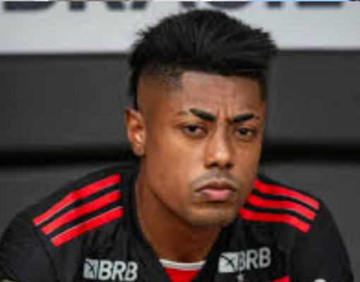 Bruno Henrique é multado em R$ 100 mil e fica livre para seguir jogando