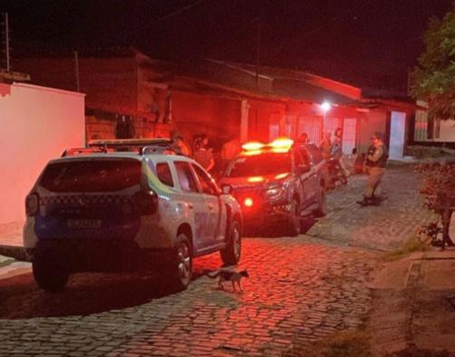 Criminoso invade casa e mata homem a tiros no bairro Cidade Jardim