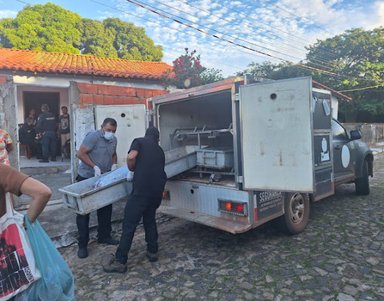 Morador morre eletrocutado ao tentar ligar bomba d’água em residência