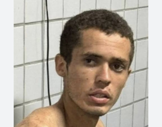 Justiça marca audiência de acusado de matar o pai a facadas em Teresina