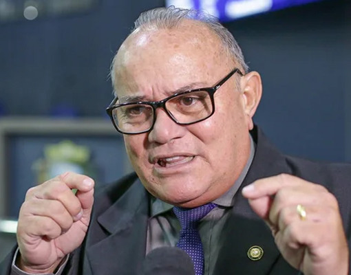 Antônio José Lira confirma candidatura ao Senado pela oposição