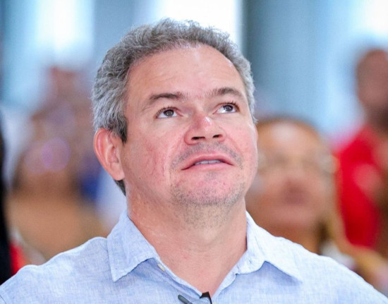 Celetistas da educação em Timon questionam demissões e recorrem ao MP