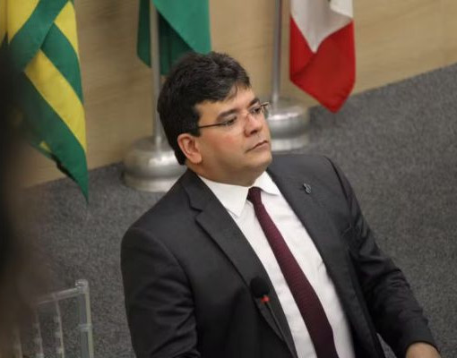 Rafael Fonteles estima queda de até R$ 1 no diesel após redução de ICMS no Piauí