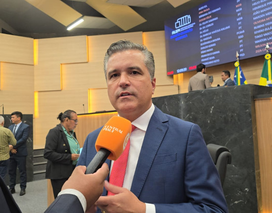 Na Alepi, Dr. Vinícius defende investimentos no metrô e rebate oposição