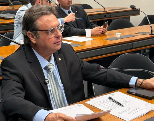 Júlio Arcoverde solicita audiência pública para debater abastecimento de água no Piauí