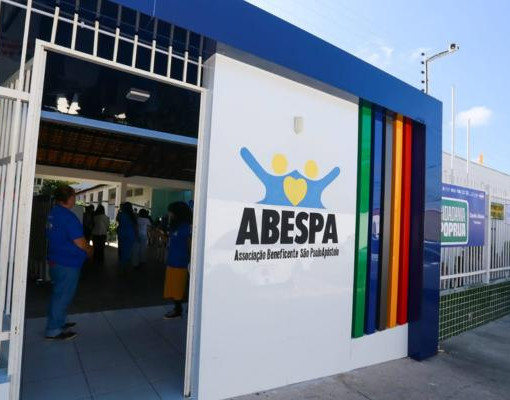 Teresina inaugura primeira casa com atendimento 24h para população de rua