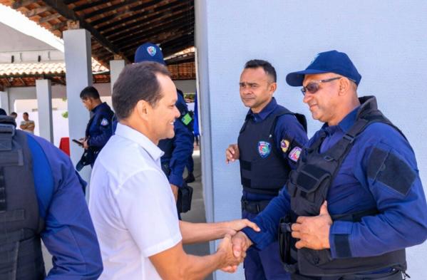 Prefeito Pedro Gomes sanciona lei que reajusta salário da Guarda Municipal