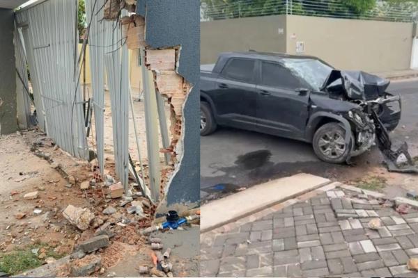 Carro invade casa após motorista perder controle em cruzamento na zona Leste