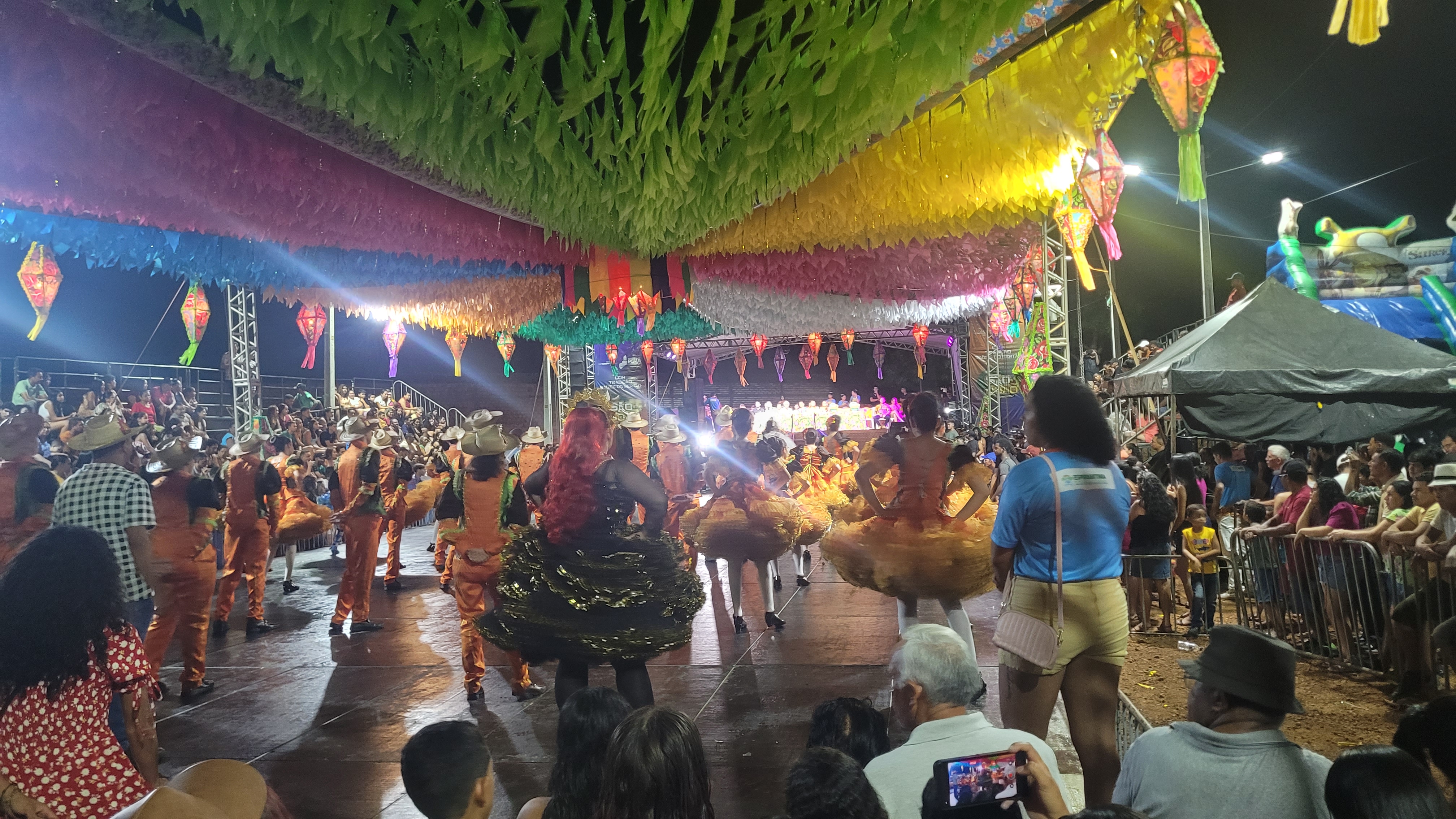 Forró, tradição e muita festa marcam o São João da Esperança em Esperantina