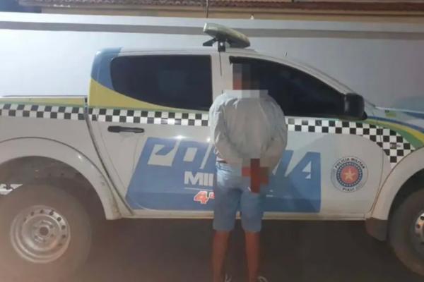 Após abastecer e fugir sem pagar, homem bêbado é preso pilotando moto no Piauí