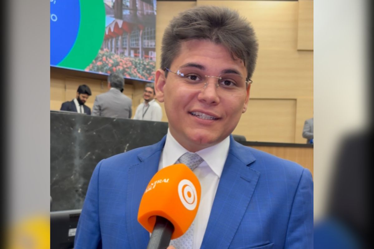 Oliveira Neto rebate boatos e garante candidatura: “Só Deus me tira da disputa”