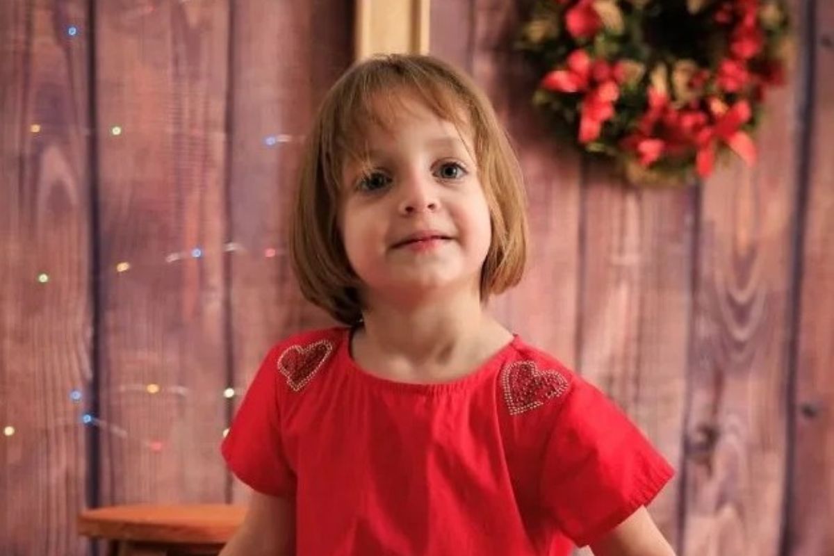 Menina morre um dia após aniversário; polícia investiga acidente no Colégio CEV