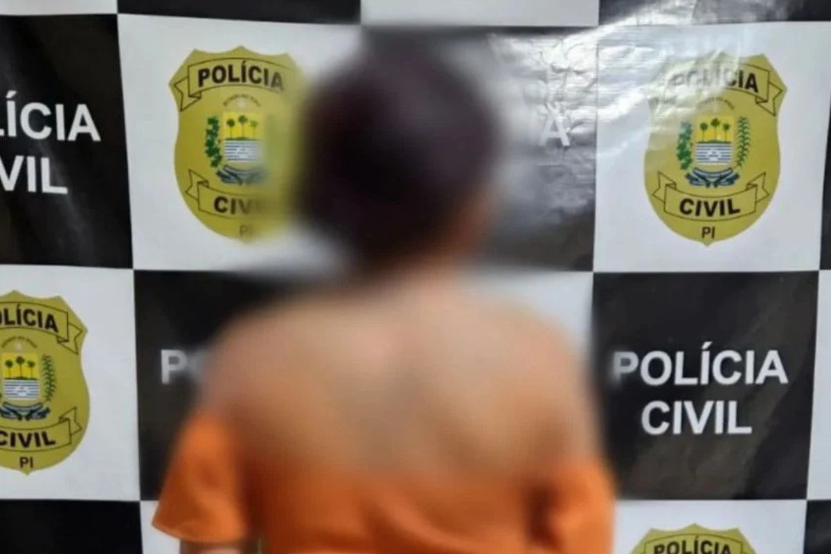 Mulher procurada por envolvimento com facção é presa durante visita íntima a detento em Picos (PI)