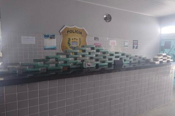 Homem é preso com 70 kg de cocaína após acidente em rodovia no Piauí