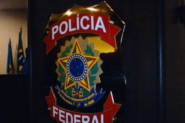 O Fim da Polícia Federal