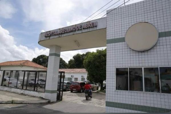Paciente tem surto e passa mais de cinco horas no telhado de hospital em Teresina