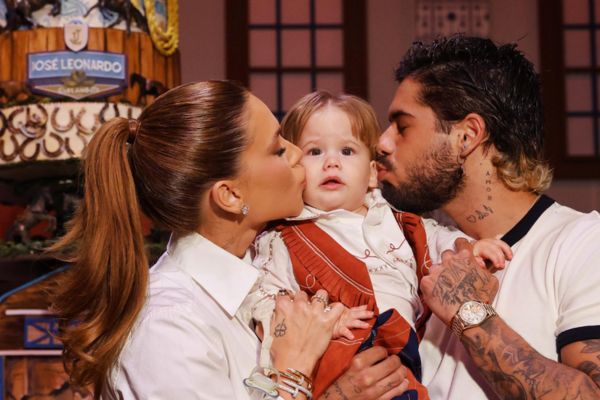 Festa luxuosa de 1 ano do filho de Virginia e Zé Felipe tem bolo gigante, batizado e até indireta