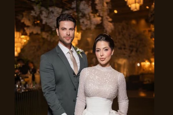 Laís e Gustavo se casam em noite com direito a ‘Vida Real’ e buquê disputado