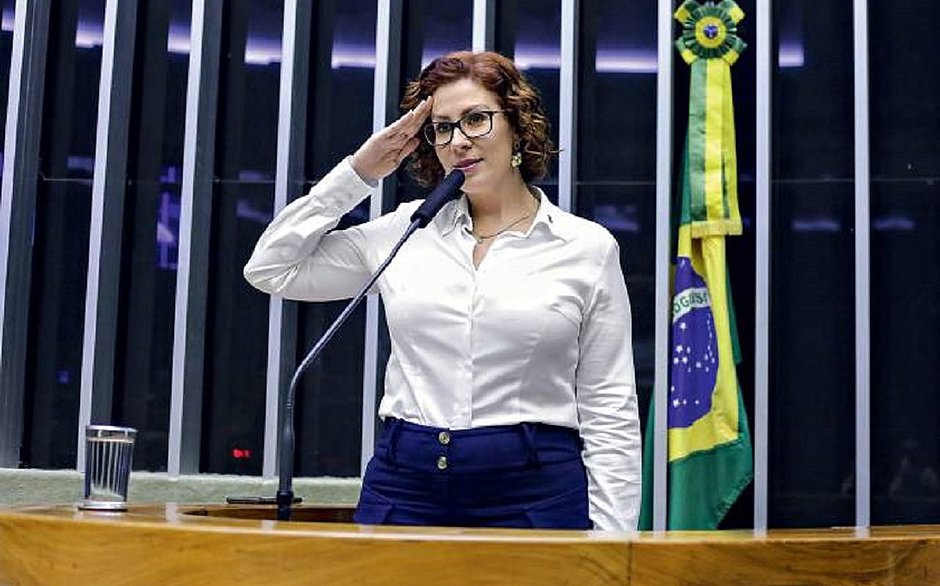 Condenada pelo STF, Carla Zambelli é presa na Itália