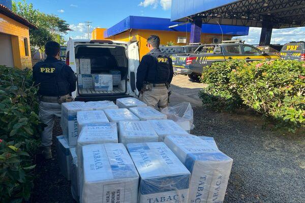 PRF apreende 19 mil maços de cigarros contrabandeados em Piripiri