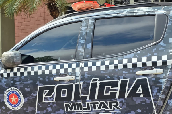 Missionária é feita refém após assalto dentro de igreja em Teresina