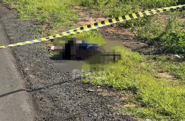 Jovem morre após batida entre carro e carreta  entre Floriano e Itaueira