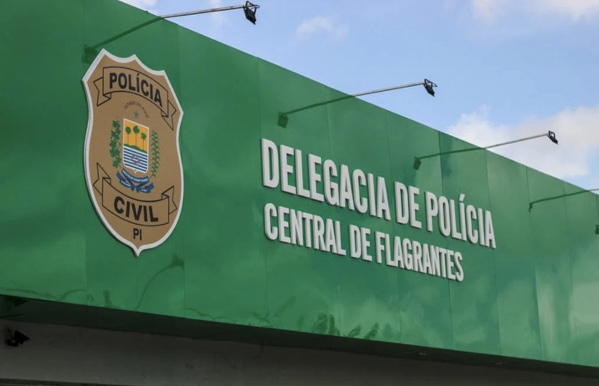 Homem é preso ao tentar furtar ar-condicionado de delegacia no Centro de Teresina