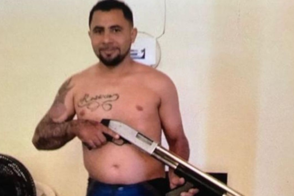 Líder de facção do Piauí morre em confronto com a polícia no Maranhão  Subtítulo: Jonathan Vidal era