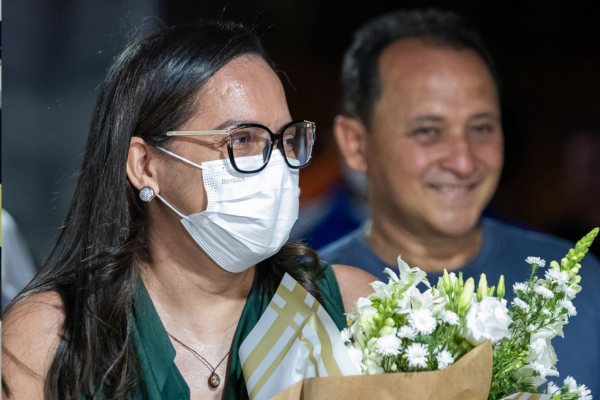 Andreia Ferreira, retorna a José de Freitas após três meses de tratamento contra leucemia