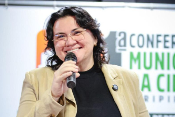 Prefeita Jôve Oliveira aponta melhorias em Piripiri após adesão ao Pactos pelo Piauí