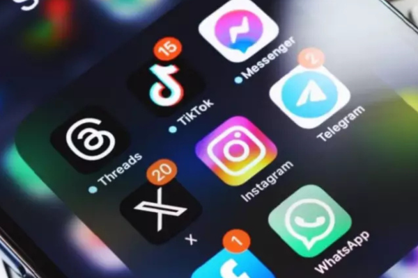 Instagram e Facebook apresentam falha e deixam usuários sem acesso nesta sexta
