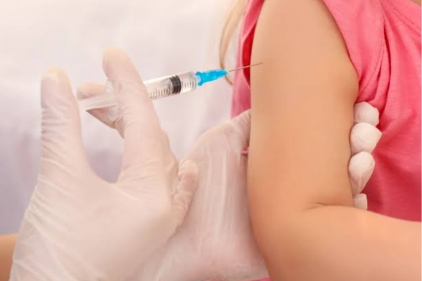 Teresina amplia vacinação contra a dengue para crianças a partir de 10 anos