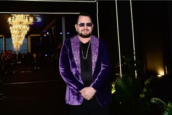 Marrone celebra 60 anos com festa luxuosa em Goiânia que reuniu estrelas da música sertaneja