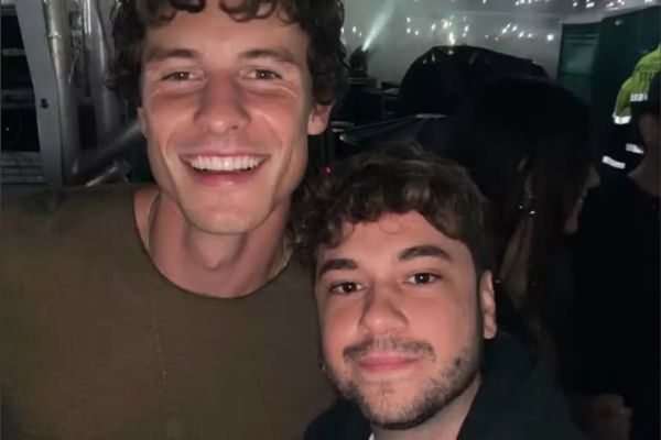 Influenciador se diz sobrinho de Ivete Sangalo para conseguir foto com Shawn Mendes