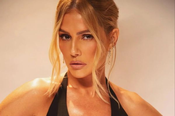 Veja a primeira foto de Deborah Secco na sequência de Bruna Surfistinha