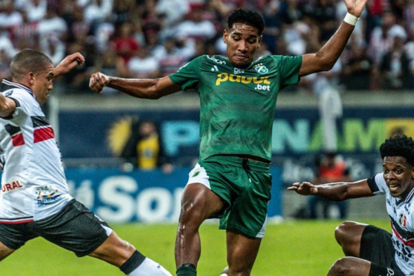 Altos empata com Santa Cruz diante de público recorde e decide vaga em casa