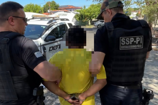 Homem é preso em Teresina por suspeita de violência doméstica contra ex-companheira