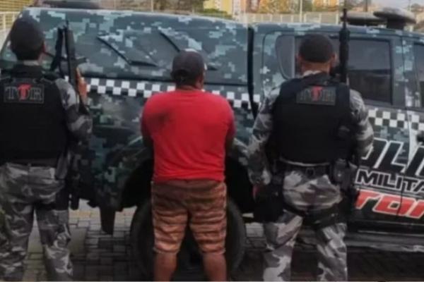 Homem é preso após gravar e divulgar vídeo de enteada de 13 anos em banho