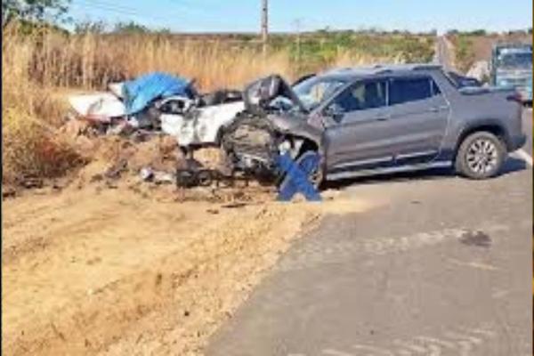 Colisão frontal deixa dois mortos em Cristino Castro, no Sul do Piauí