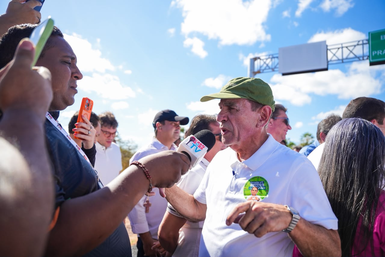 Marcelo Castro participa da entrega da PI-224 e anuncia investimentos na região