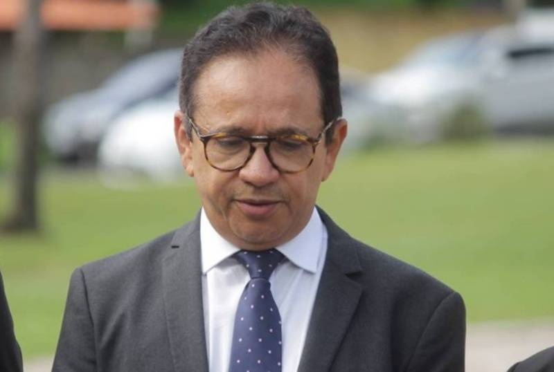 Dr. Hélio desagrada aliados e sonho de ser prefeito pode virar 